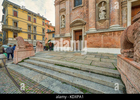 Fassade der Kirche San Prospero, Reggio Emilia in Italien Stockfoto