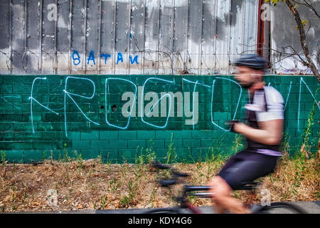 Frogtown graffiti Neben Radweg entlang Los Angeles River, elysian Valley, Los Angeles, Kalifornien, USA Stockfoto