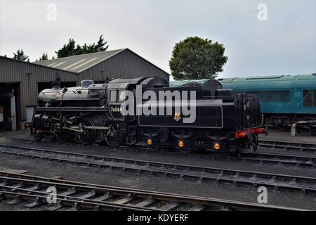 BR-Standard Klasse 4260 76084 Dampflok auf dem Mohn Leitung Stockfoto