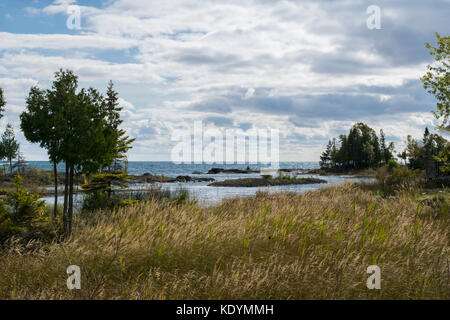 Ein Blick auf den Lake Huron von South Baymouth. Stockfoto