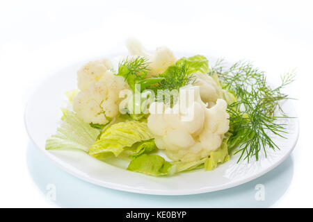 Blumenkohl mit Salat Stockfoto