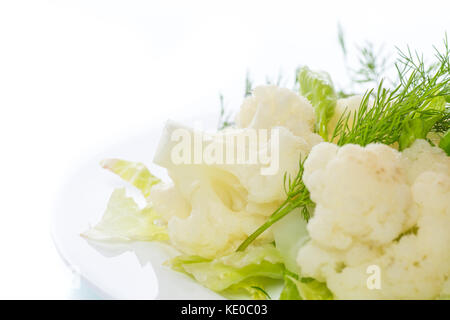 Blumenkohl mit Salat Stockfoto