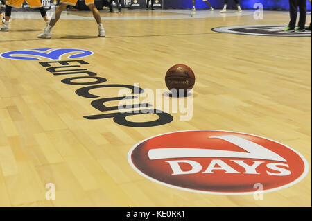 Turin, Italien. Oktober 2017. Während des EUROCUP 2017/18 Basketballspiels zwischen FIAT AUXILIUM TORINO VS MORABANC ANDORRA in PalaRuffini am 17. Oktober 2017 in Turin, Italien. Quelle: FABIO PETROSINO/Alamy Live News Stockfoto