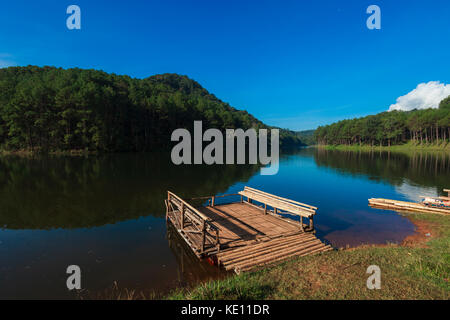 Sonnenaufgang in Pang Ung Maehongson Thailand Stockfoto