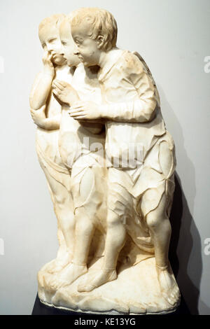 Relief zeigt drei Engel ca. 1500 Giovanni Antonio Amadeo (1447-1522) Marmor die Ausdrücke der Trauer in den Gesichtern deuten darauf hin, dass die Entlastung Teil einer Wehklage Gruppe mit Trauer zahlen rund um den Leib Christi versammelt gebildet Stockfoto