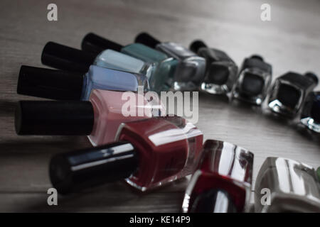 Nagellack Flaschen Hintergrund Stockfoto