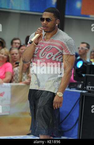 New YORK, NY - 02. SEPTEMBER: Nelly tritt auf dem "Today" Labor Day Concert von NBC auf der NBC's TODAY Show am 2. September 2013 in New York, New York, auf. Personen: Nelly Transmission Ref: MNC1 Credit: Hoo-Me.com/MediaPunch Stockfoto