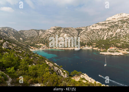 Strand in den Calanques Nationalpark an der südlichen Küste von Frankreich Stockfoto