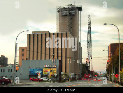 In Syracuse, New York, USA. Oktober 15, 2017. Die Verizon Gebäude in der Innenstadt von Syracuse, New York, Z.z. im Bau Stockfoto