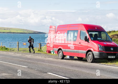 Scapa Flow Tauchurlaub - Taucher und Scapa Scuba Minibus in Glims Holm, Weddell Sound, Scapa Flow, Orkney Islands, Schottland, VEREINIGTES KÖNIGREICH Stockfoto
