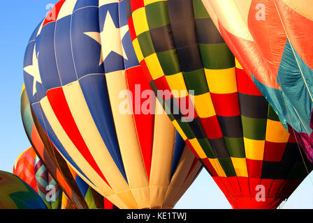 Heißluftballons Aufgereiht Stockfoto
