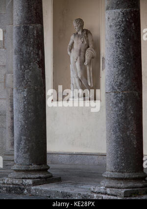 Klassische Statuen außerhalb russborough House, County Wicklow, Irland Stockfoto