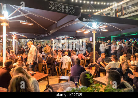 Concert Square, populäre, Bar, Animation, Trinken, Bereich, aus, Bold Street, Liverpool, Stadt, Merseyside, England, Großbritannien, England, GB, UK, Großbritannien, Europa, Stockfoto