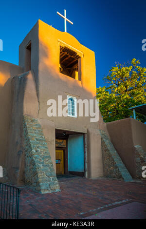 San Miguel Mission in Santa Fe, die Hauptstadt des Bundesstaates New Mexico. Stockfoto