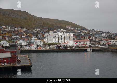 Honningsvag, Norwegen. 18 Okt, 2017. Grauer Himmel über Honningsvåg, Norwegen. Credit: Keith Larby/Alamy leben Nachrichten Stockfoto