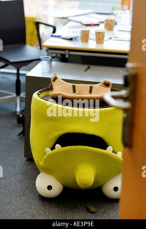 Frankfurt Am Main, Deutschland. Oktober 2017. Leiter des Maskottchens Georg, Deutschland, Stadt Frankfurt, 13. Oktober 2017. Credit: Frank May | Verwendung weltweit/dpa/Alamy Live News Stockfoto