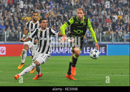 Turin, Italien. 18 Okt, 2017. Während der UEFA Champions League zwischen Juventus Turin und sportlichen Lisbona bei Allianz Stadion am 18. Oktober 2017 in Turin, Italien. Credit: Fabio Udine/alamy leben Nachrichten Stockfoto