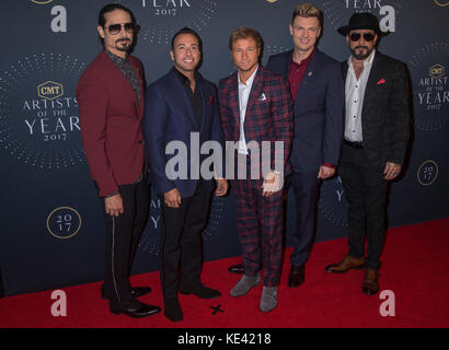 Nashville, Tenessee, USA. 18 Okt, 2017. NASHVILLE, TN - die Backstreet Boys kommt auf dem roten Teppich auf der CMT 2017 Künstler des Jahres am Schermerhorn Symphony Center in Nashville, TN. Credit: Foto Access/Alamy leben Nachrichten Stockfoto