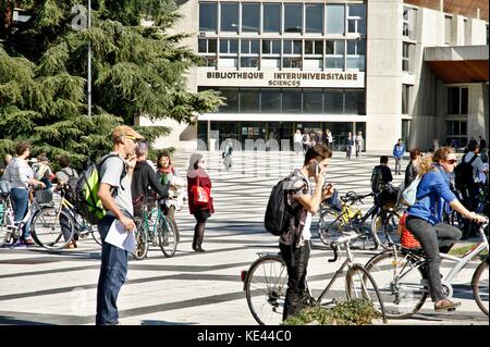 Illustration der Universität Grenoble-Alps (UGA) und des Universitätscampus. Stockfoto