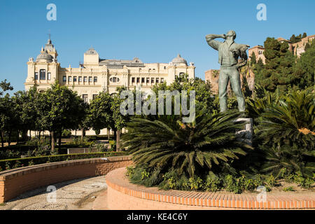 Jardines de Pedro Luis Alonso und dem Rathaus. Málaga, Andalusien, Spanien. Stockfoto