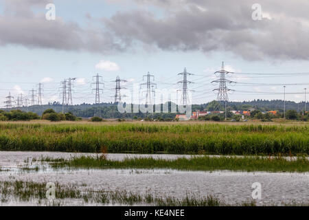 Wattenmeer auf dem unteren Fluss-Test in der Test-Tal-Mündung in Southampton Water Totton, Ealing und Redbridge, Southampton, Hants, Großbritannien Stockfoto