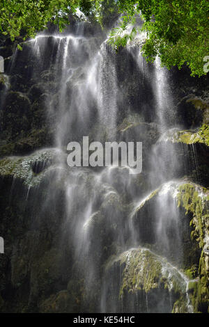 Die tumalog Wasserfall in Oslob, Philippinen. pic in Cebu, Philippinen - September 2015. Stockfoto