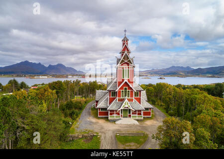 Buksnes Kirche im Dorf auf gravdal Lofoten in Norwegen Stockfoto