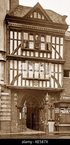 Eintritt in die St. Bartholomew's Hospital in Smithfield, London, 1900 Stockfoto