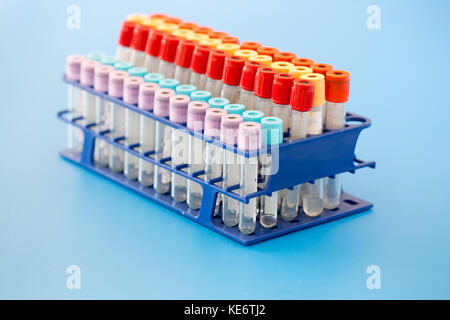 Vacutainer Blutentnahmeröhrchen Stockfoto