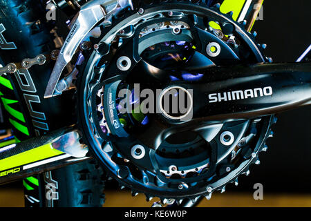 BERLIN, DEUTSCHLAND - Juni 06, 2016: Details der Mountainbike MTB Shimano Unternehmen Stockfoto