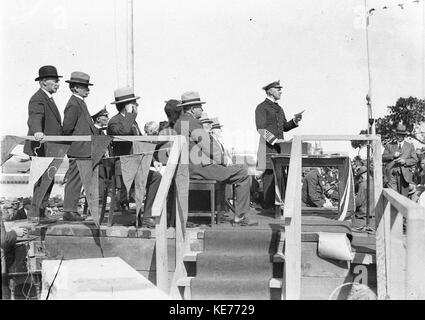 44271 Admiral Sir Dudley de Stuhl NSW Gouverneur bei der Grundsteinlegung der Sydney Harbour Bridge Stockfoto