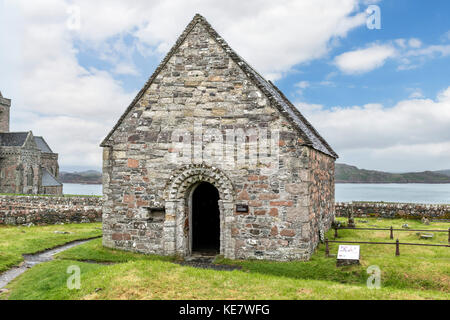 St. Oran Kapelle, aus dem 1100, ist die älteste intakte Struktur auf der Insel Iona, Argyll und Bute, Schottland, Großbritannien Stockfoto