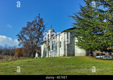 Das Grab von yane Sandanski und alte Kirche in der Nähe von Rozhen Kloster, Blagoevgrad, Bulgarien Stockfoto