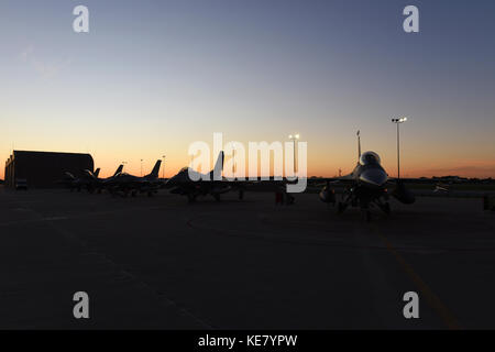 F-16 Fighting Falcons an die 180 Fighter Wing zugeordnet Stockfoto