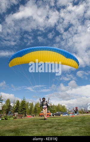 Paragliding Anleitung Klasse, Alaska, USA Stockfoto