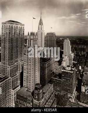 Chrysler Bluilding & andere Wolkenkratzer, New York City, ca. 1930 Stockfoto