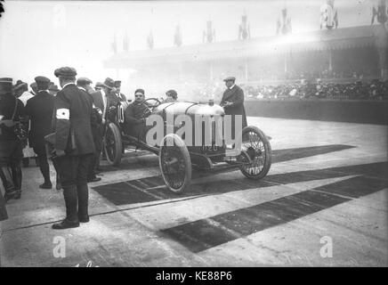 Albert Guyot beim Grand Prix von Frankreich 1913 (3) Stockfoto