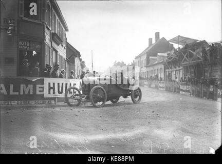 Albert Guyot beim Grand Prix von Frankreich 1913 (14) Stockfoto