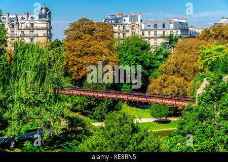 Buttes-Chaumont Park in Paris. Stockfoto