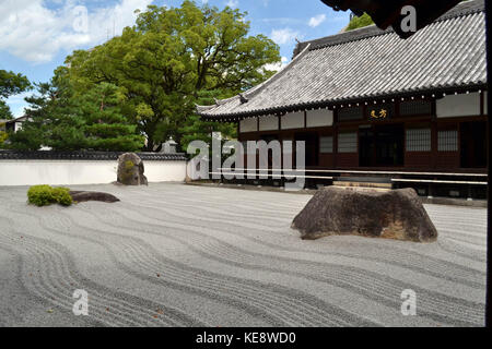 Näher an den sand Garten an jotenji in Fukuoka. Pic wurde im August 2017. Übersetzung: "japanische Tempel' Stockfoto