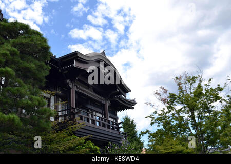 Die japanischen Tempel in Fukuoka. Pic im August 2017 aufgenommen wurde. Übersetzung: "japanische Tempel' Stockfoto