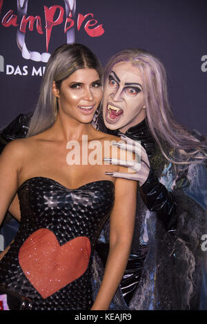 Tanz der Vampire Theaterpremiere in Hamburg mit: Micaela Schaefer Wo: Hamburg Wann: 17 Sep 2017 Credit: Schultz-Coulon/WENN.com Stockfoto