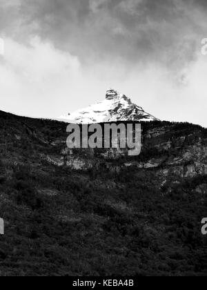 Berg in Patagonien, Argentinien (schwarz und weiß) Stockfoto