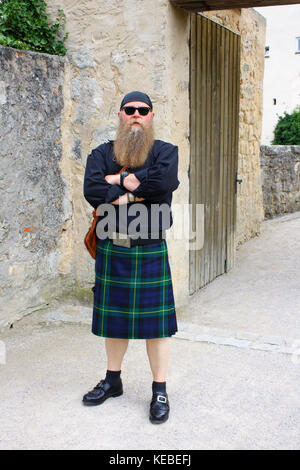 Mann mit langem Bart und Schottenrock, Kilt Stockfoto