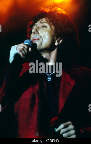 David Coverdale tritt am 17. Oktober 1997 live im Musikzirkus in Hannover auf. Stockfoto