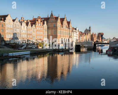 Riverfront Bars und Restaurants in Danzig, Polen Stockfoto