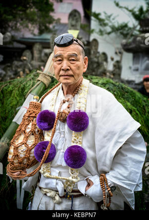 Japan, Insel Honshu, Kansai, yoshino, Pilger in yoshino montieren. Stockfoto