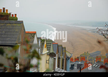 Portland, Großbritannien. 19 Okt, 2017. de Wetter. Eine andere milde, grauen, regnerischen Tag entlang Chesil Beach Credit: stuart Hartmut Ost/alamy leben Nachrichten Stockfoto