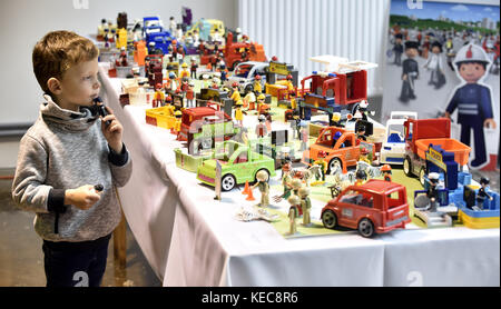 Zlin, Tschechische Republik. Oktober 2017. Die Ausstellung Phenomen Igracek wurde am 20. Oktober 2017 in Zlin, Tschechien, eröffnet. Mehrere Hundert beliebter Spielzeugfiguren sind zu sehen. Quelle: Dalibor Gluck/CTK Photo/Alamy Live News Stockfoto