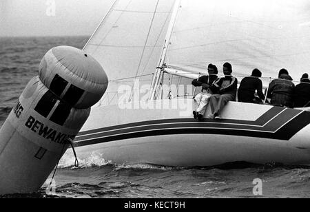 AJAXNETPHOTO - 1979 - HALBE TONNENWELTEN - SCHEVENINGEN, HOLLAND. NZ KIWIFRUIT BEI DER WELTMEISTERSCHAFT. FOTO: JONATHAN EASTLAND/AJAX REF:HDD/HALF TON/79. Stockfoto